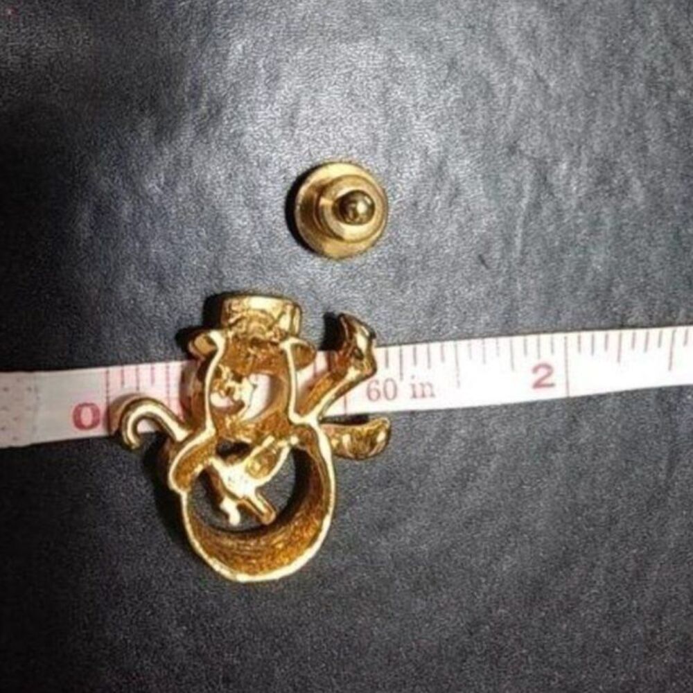 Starry eyed gold tone vintage Avon snowman brooch - Picture 7 of 8